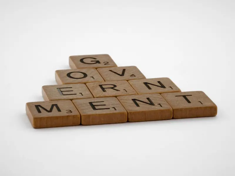 Content Governance in Modern CMS: Turning Policy into Performance