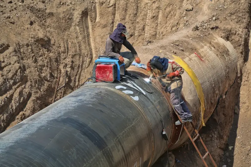 AI-Powered Self-Healing Pipelines for Safer Deployments